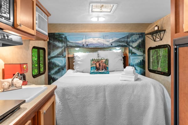 Betty White Retro Camper at Alpine Garden