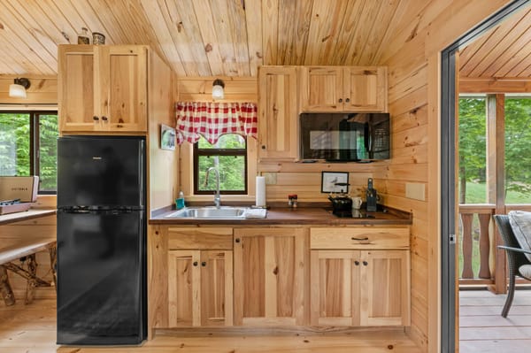 Carter Notch Family Cabin at Alpine Garden