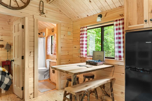 Carter Notch Family Cabin at Alpine Garden
