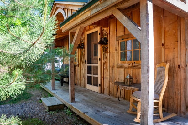 Snowshoe Cabin at Alpine Garden
